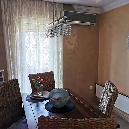 Lux Lena Apartment Belgrade